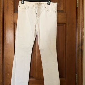 Gap white jeans SZ 6